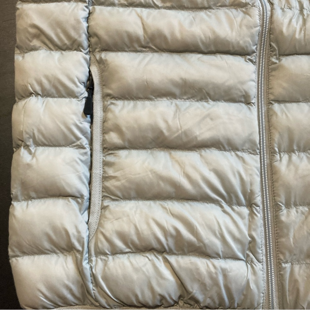 32 Degrees Silver Puffer Vest Size S small NWT - Picture 6 of 13